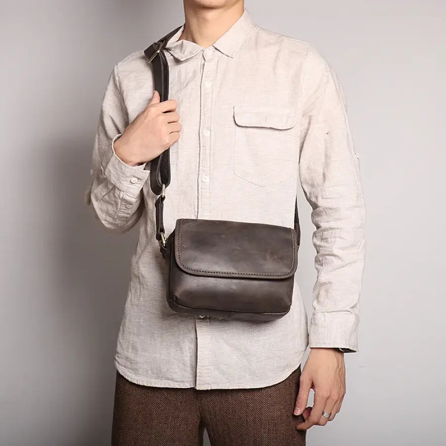 Bolsa Crossbody Transversal Masculina De Couro Legítimo Retrô Csbd04